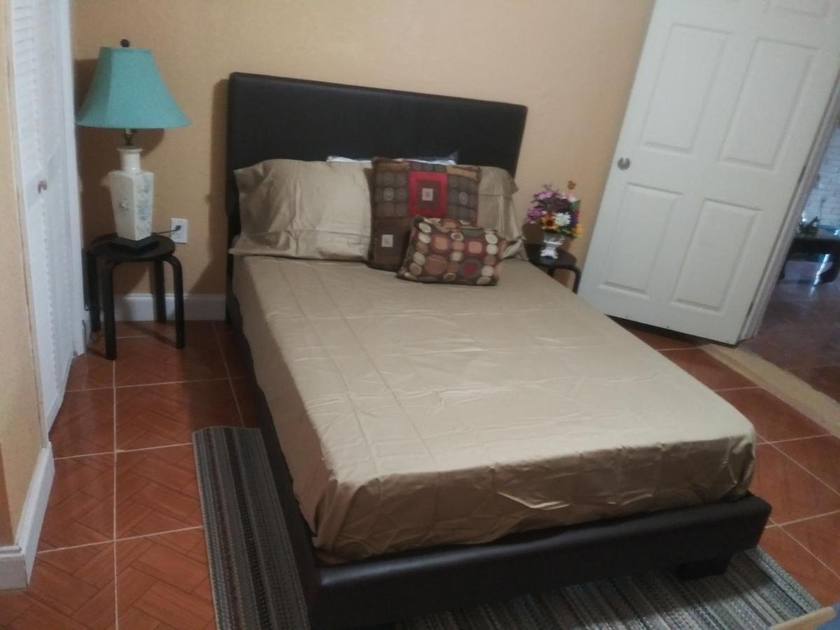 Bon Soleil Stadium Guesthome Miramar Εξωτερικό φωτογραφία