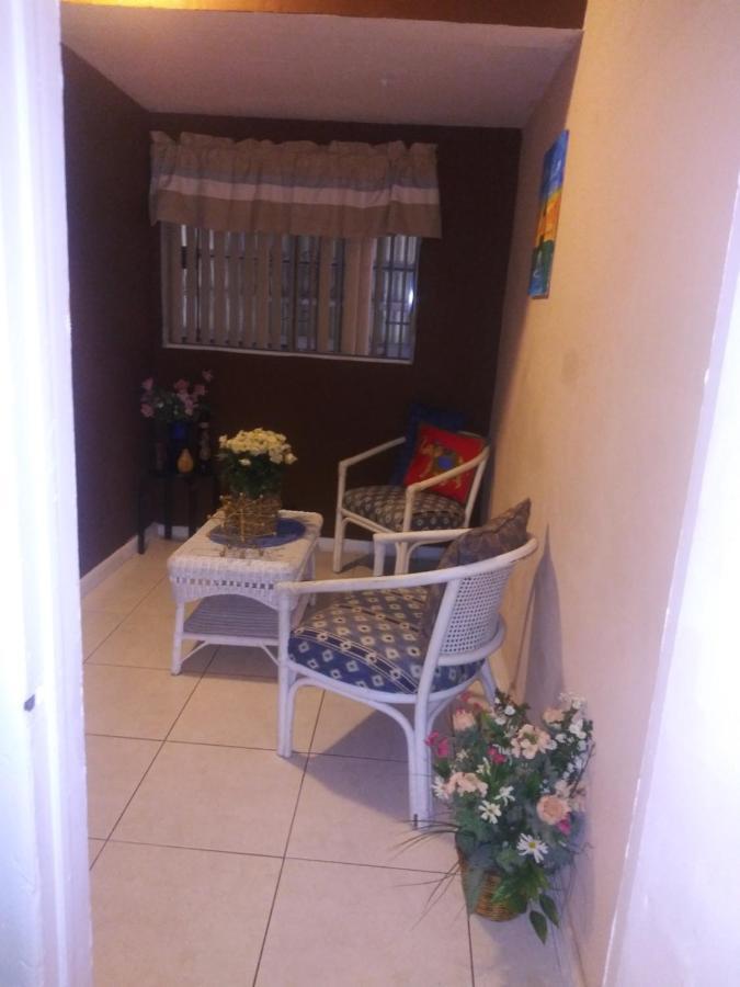 Bon Soleil Stadium Guesthome Miramar Εξωτερικό φωτογραφία