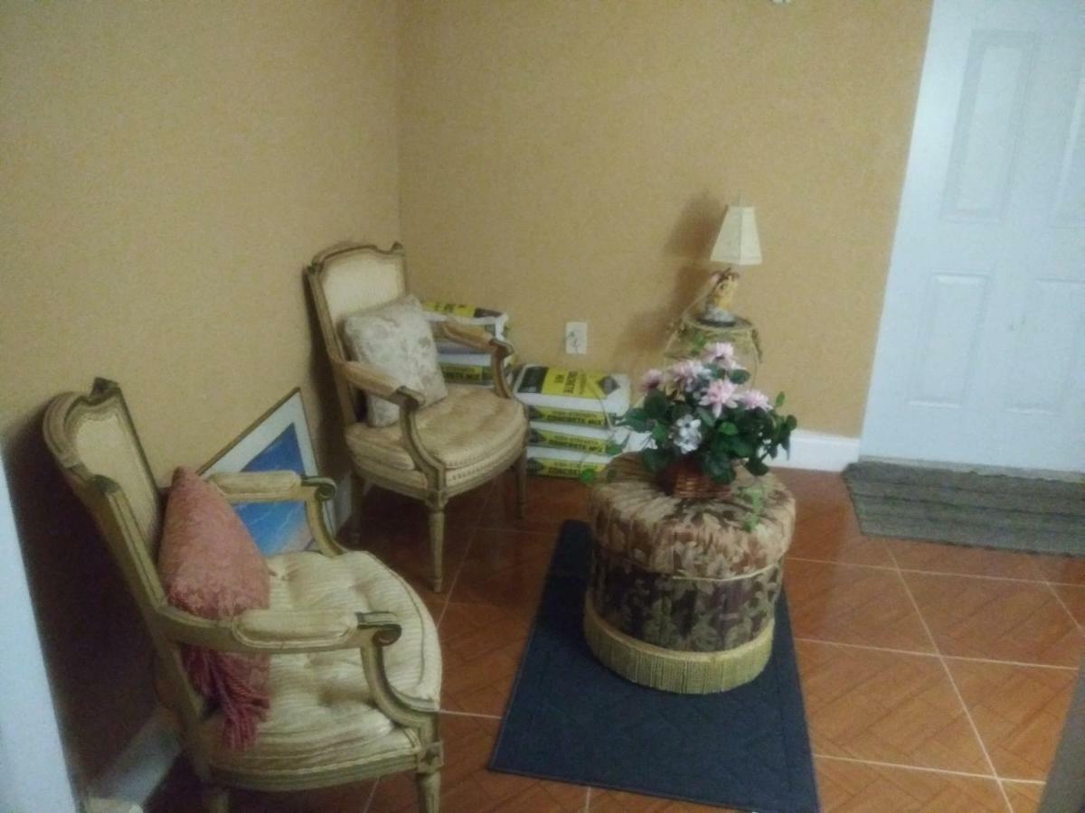 Bon Soleil Stadium Guesthome Miramar Εξωτερικό φωτογραφία